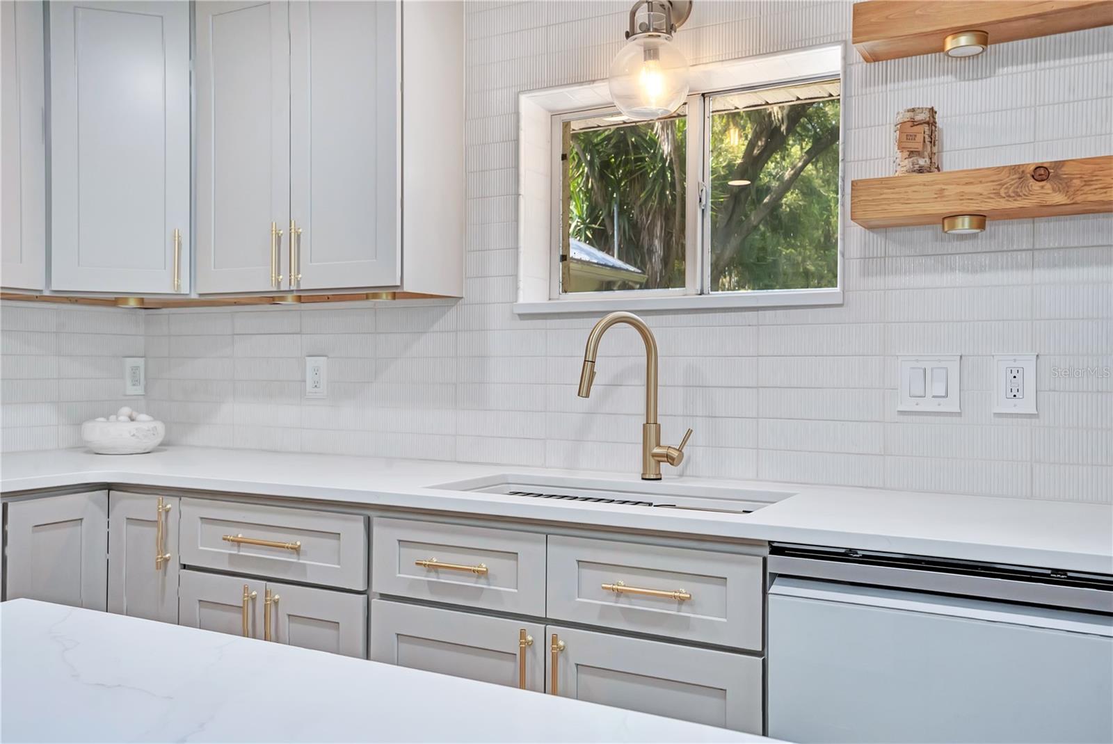 41832 Carrie Ln Property Photo 17