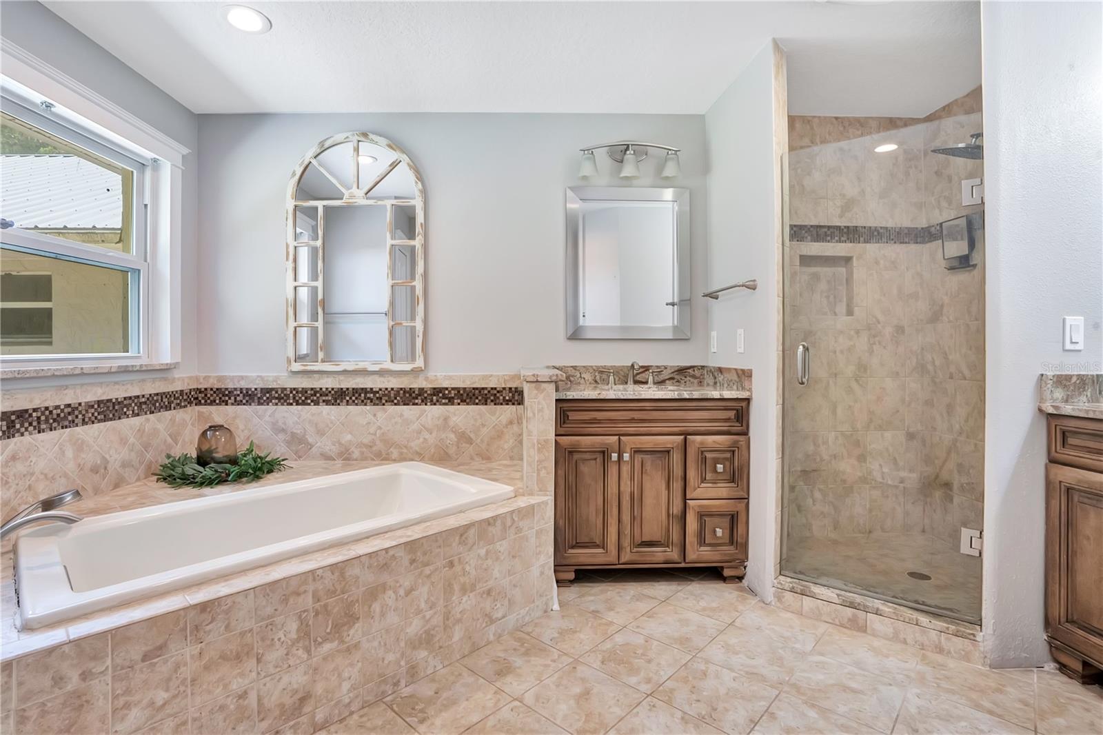 41832 Carrie Ln Property Photo 25