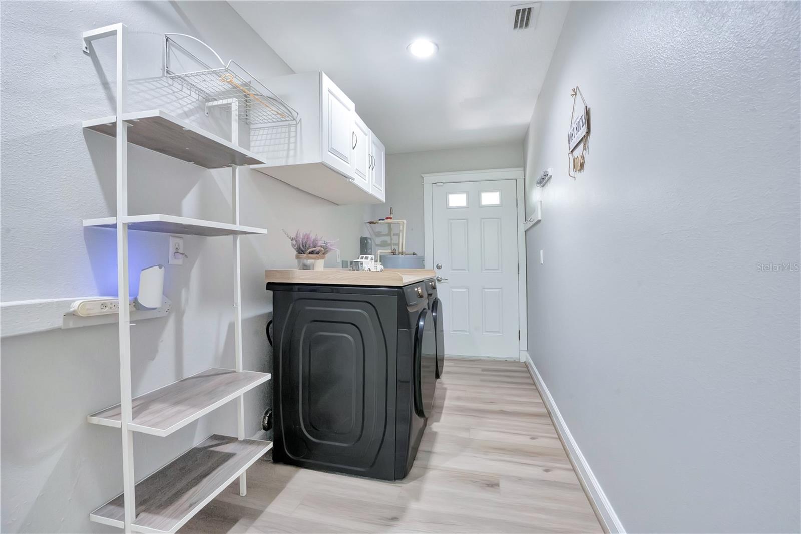 41832 Carrie Ln Property Photo 33