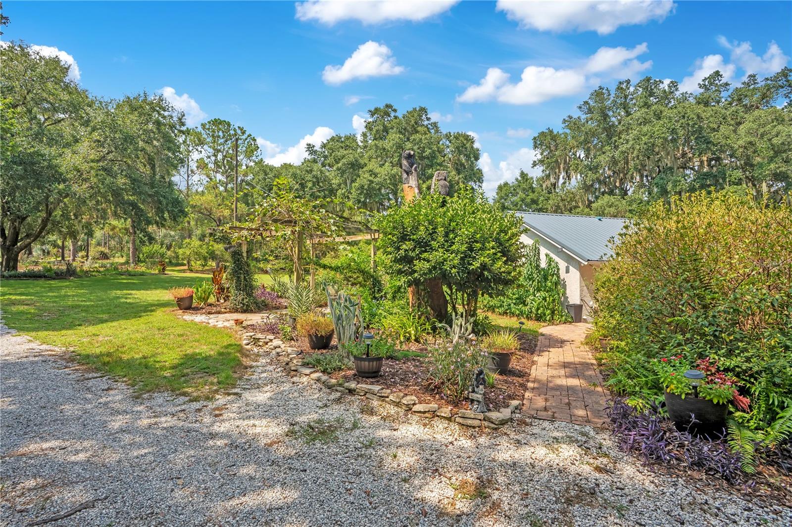 41832 Carrie Ln Property Photo 37