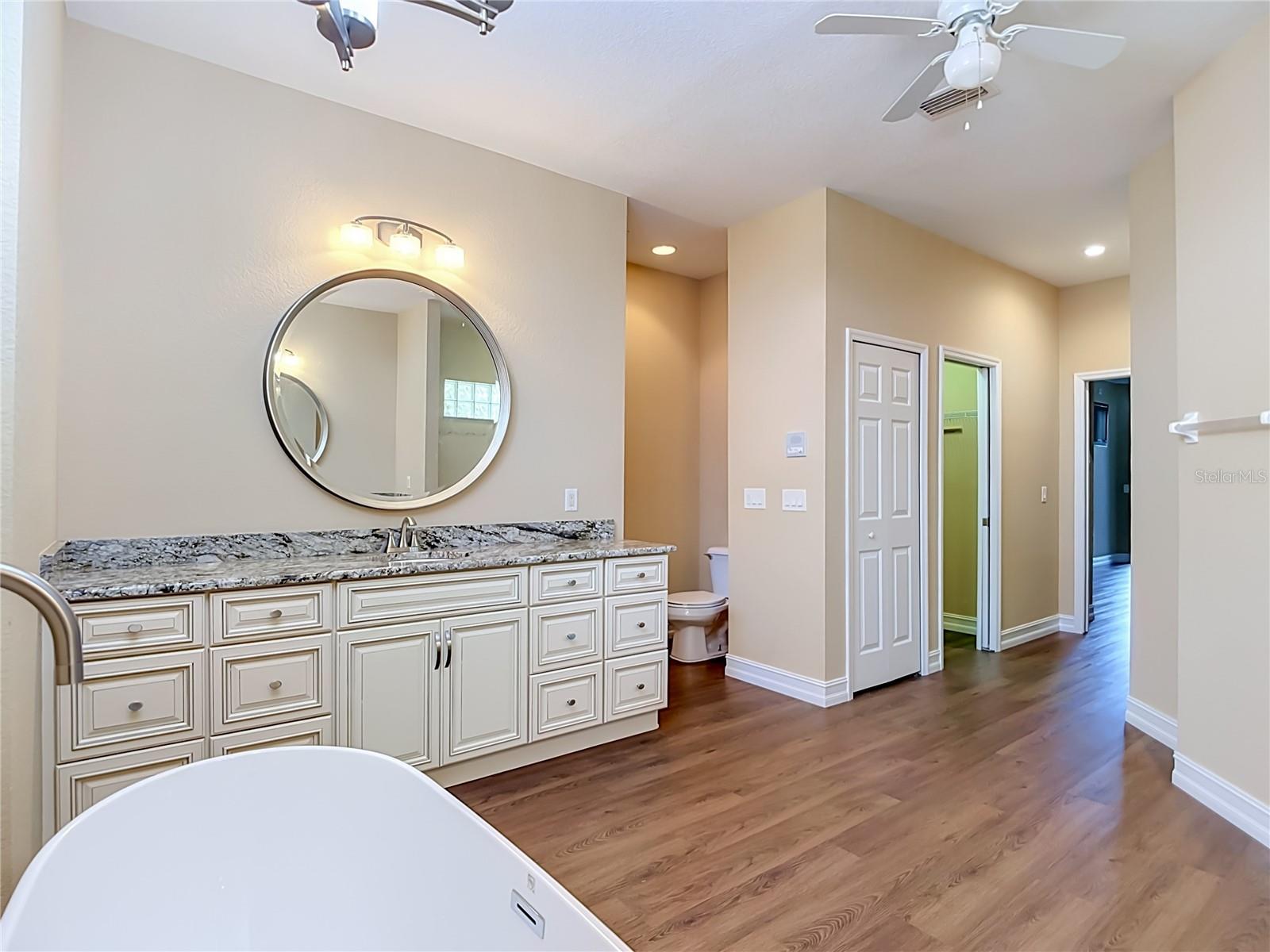 1736 Nuremberg Blvd Property Photo 37
