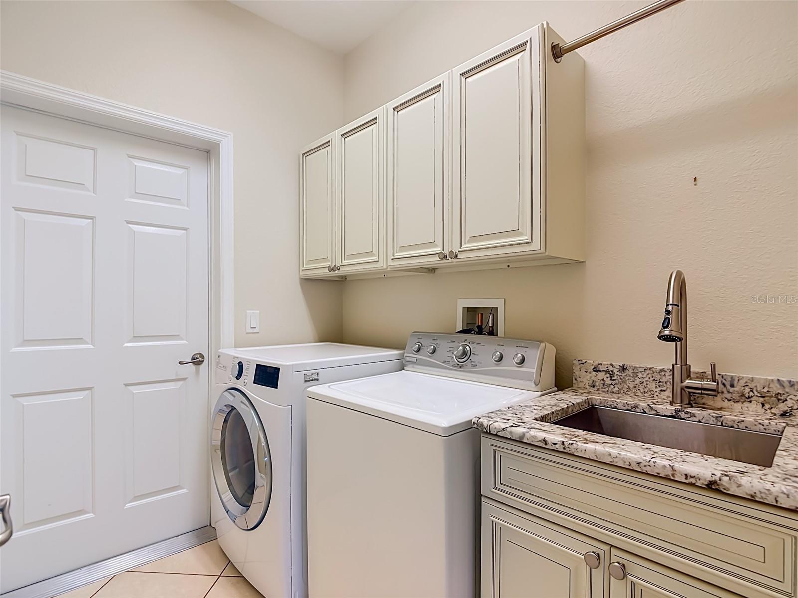 1736 Nuremberg Blvd Property Photo 39