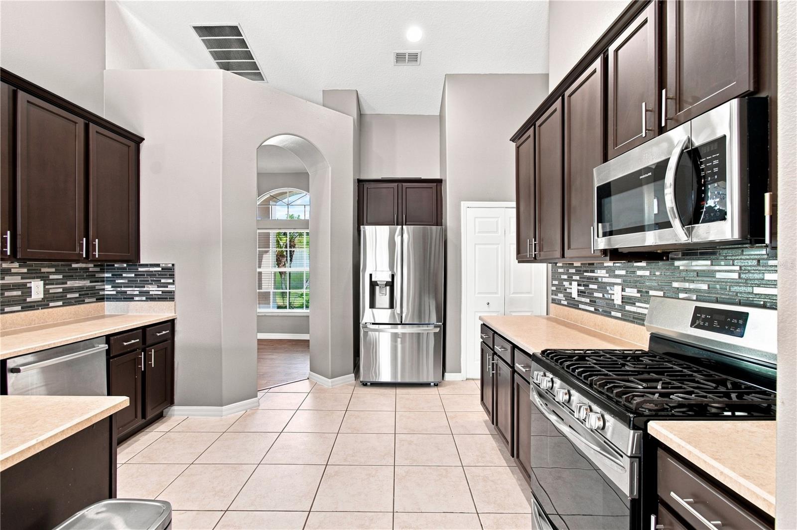 13059 Sandy Pine Ln Property Photo 10