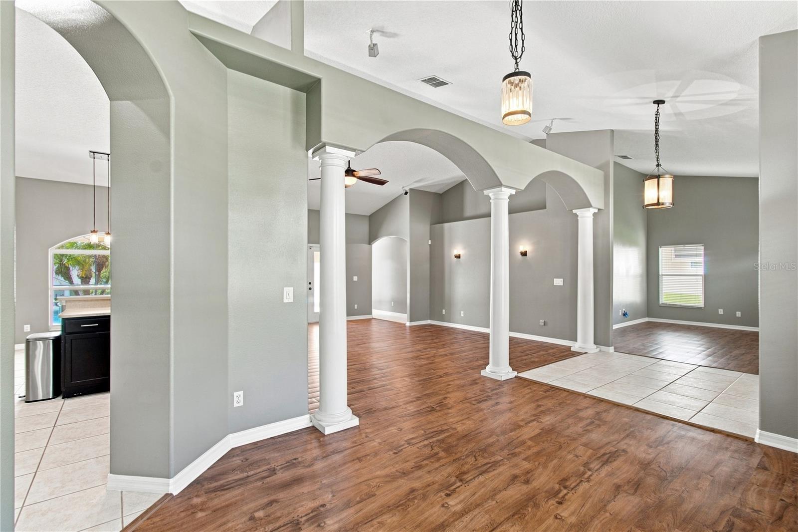 13059 Sandy Pine Ln Property Photo 16