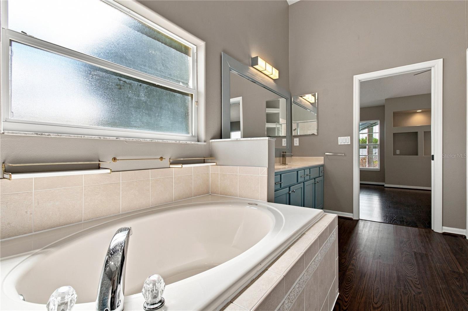13059 Sandy Pine Ln Property Photo 22