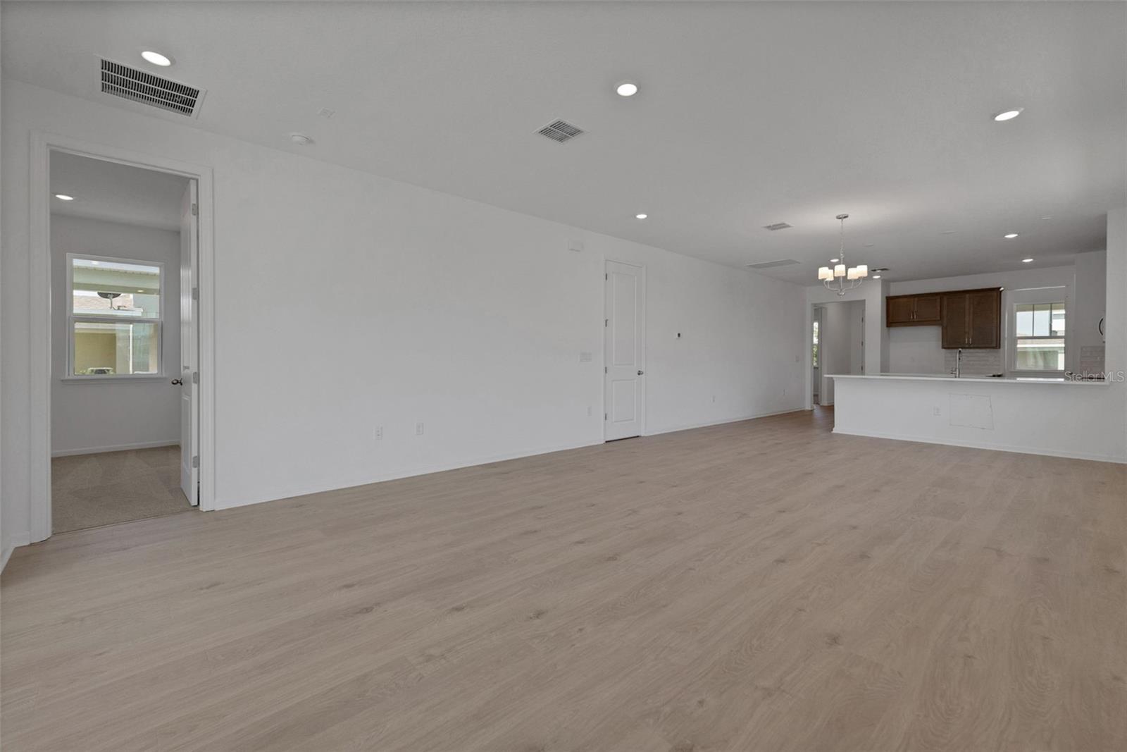 5237 Waypointe Blvd Property Photo 33
