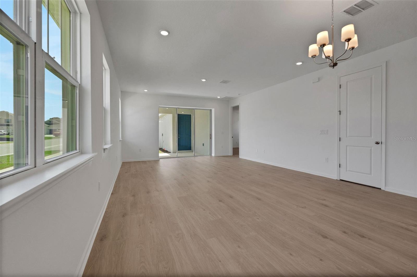 5237 Waypointe Blvd Property Photo 34
