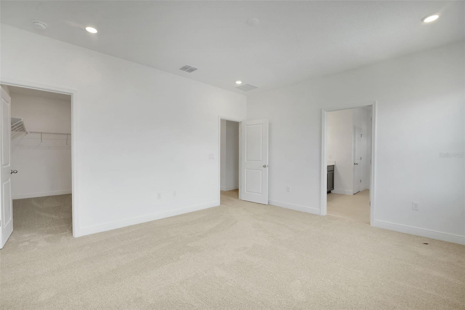 5229 Waypointe Blvd Property Photo 10