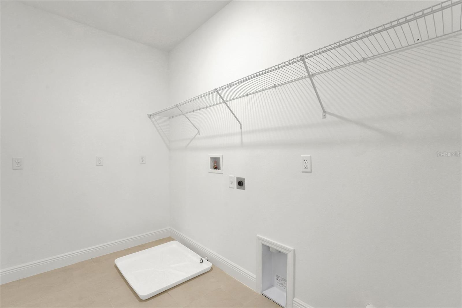 5229 Waypointe Blvd Property Photo 13