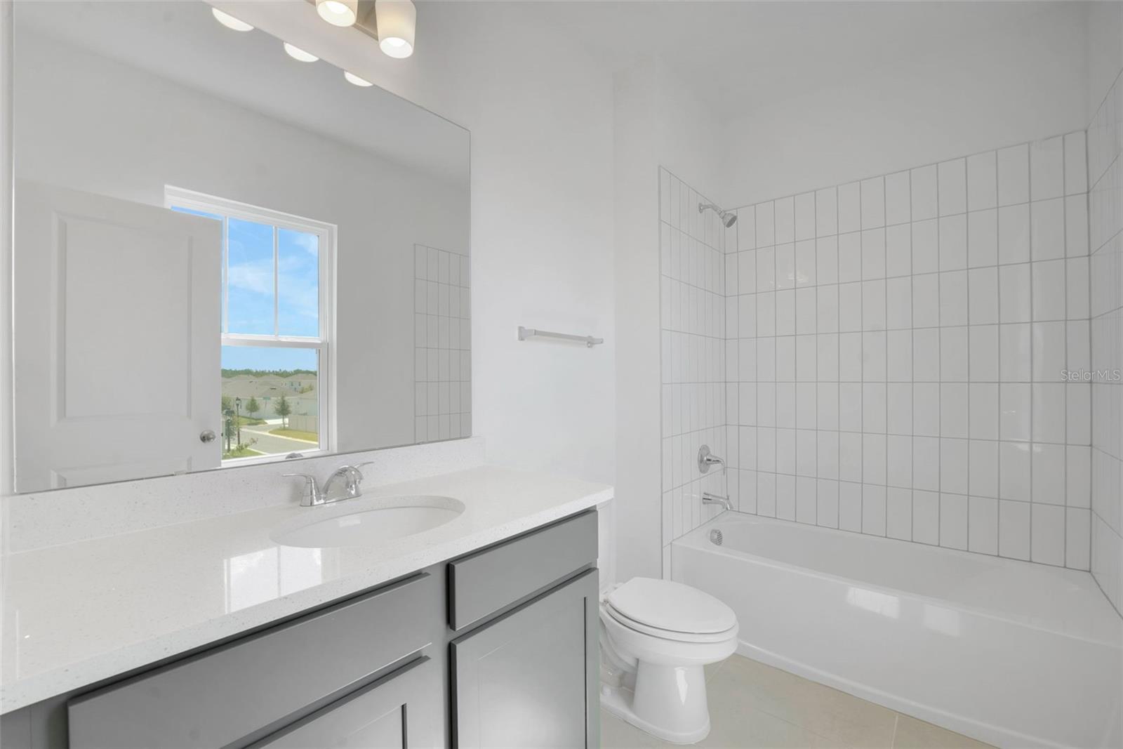 5229 Waypointe Blvd Property Photo 16