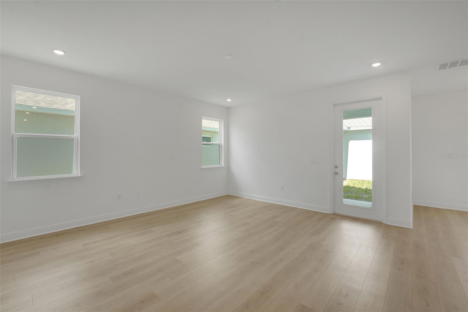 5229 Waypointe Blvd Property Photo 24
