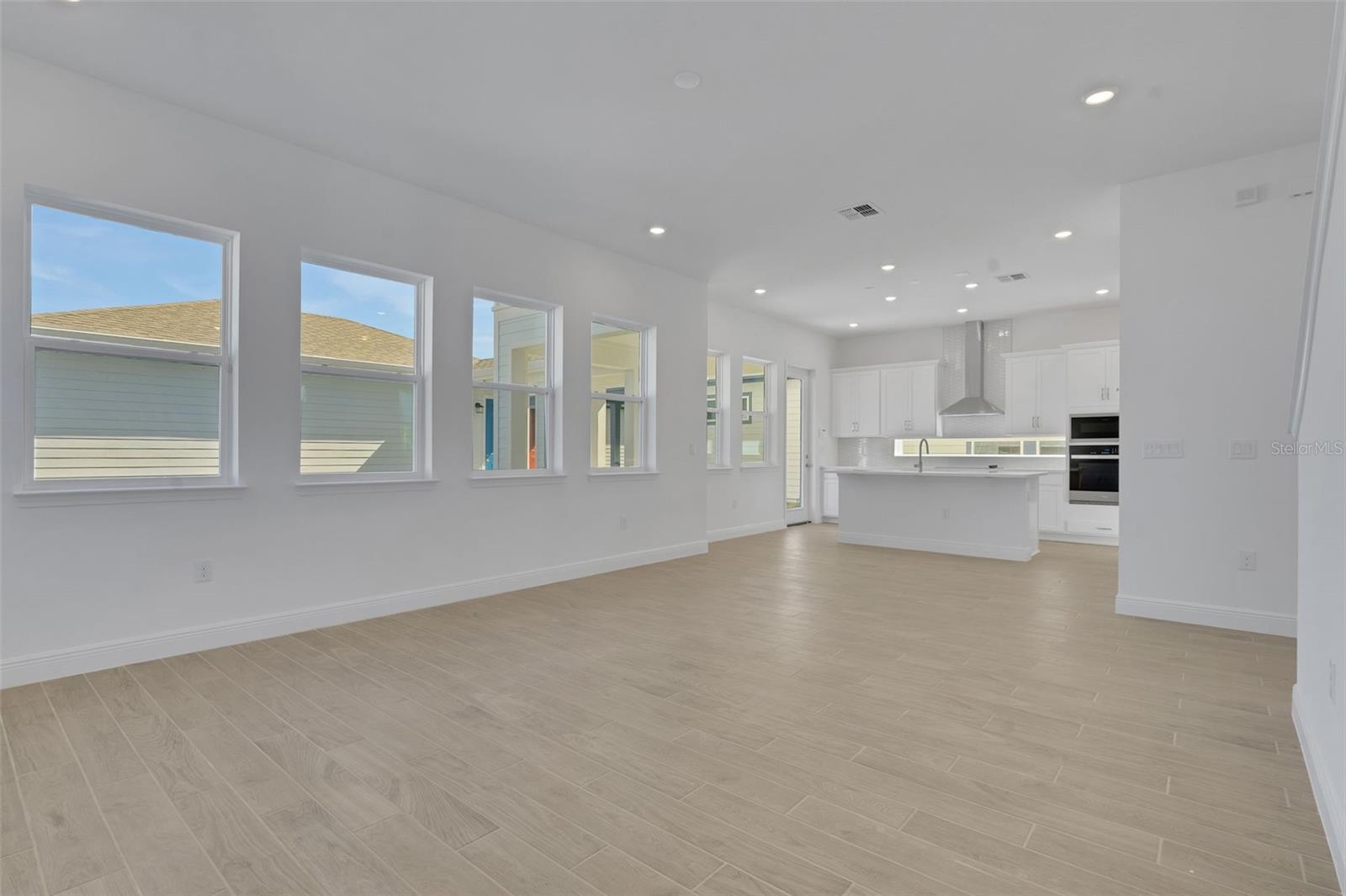 6677 Wake St Property Photo 14