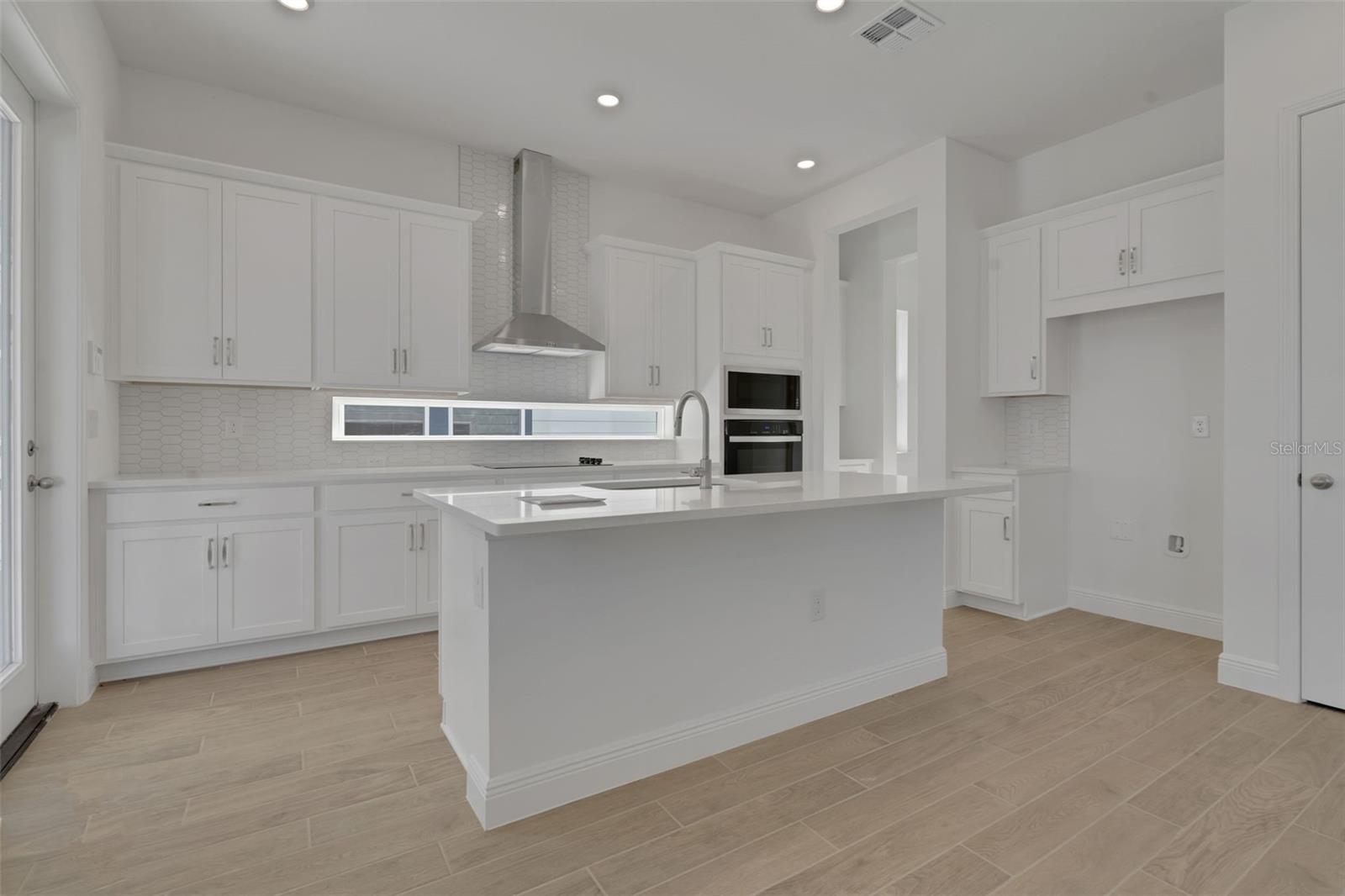 6677 Wake St Property Photo 19