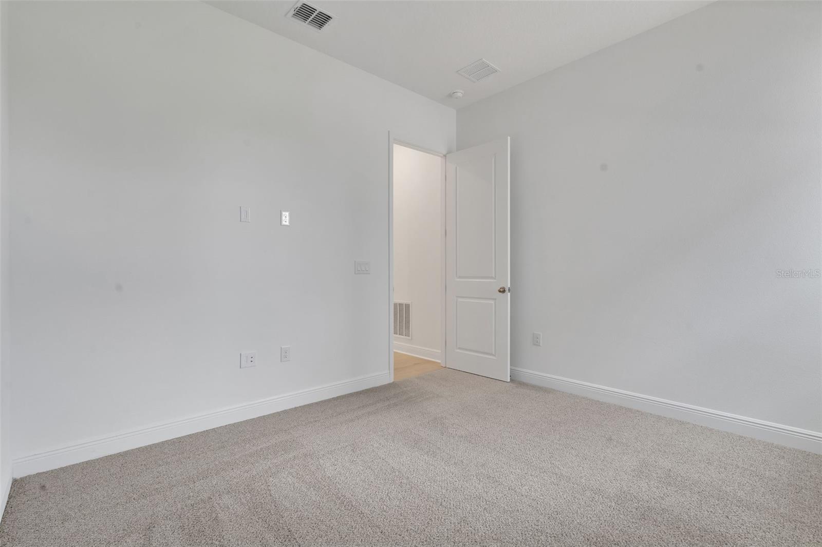 2960 Garden Trail Bnd Property Photo 40