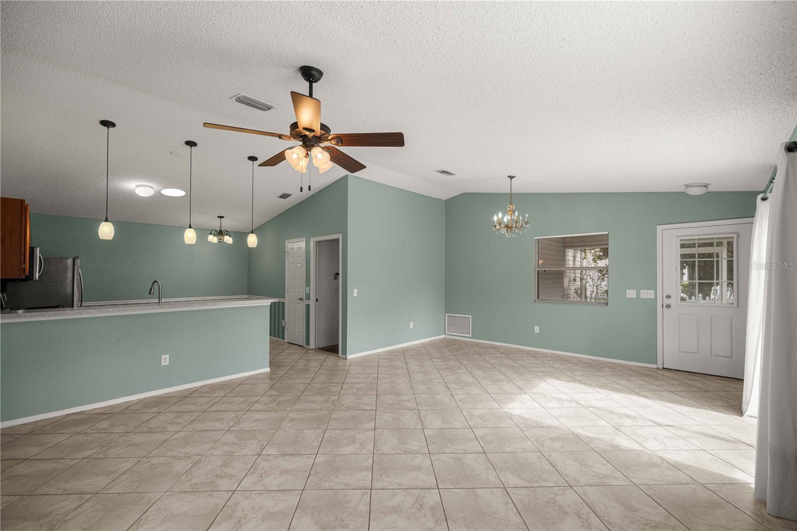 272 Emmalee Pl Property Photo 8