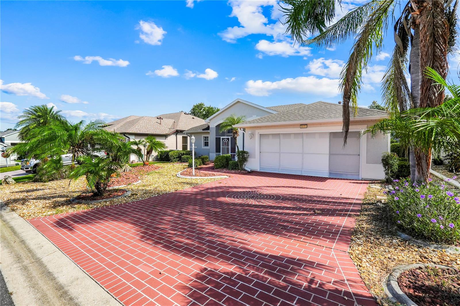 5111 Ironsides Ct Property Photo 3