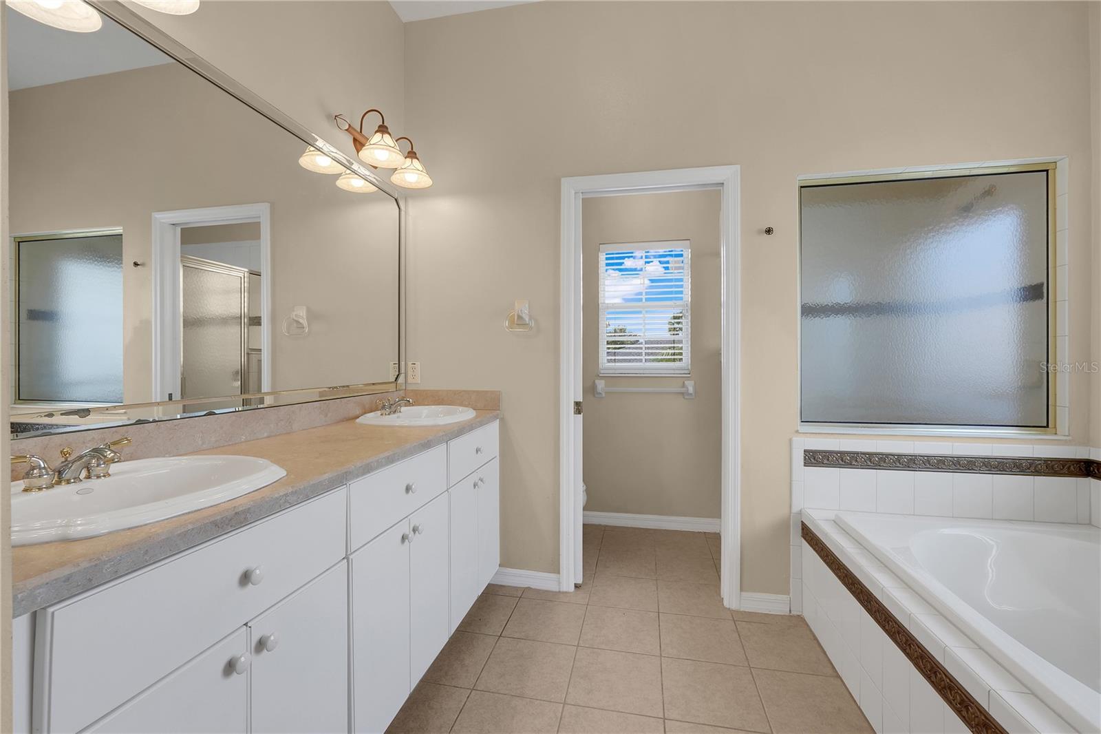 5111 Ironsides Ct Property Photo 24