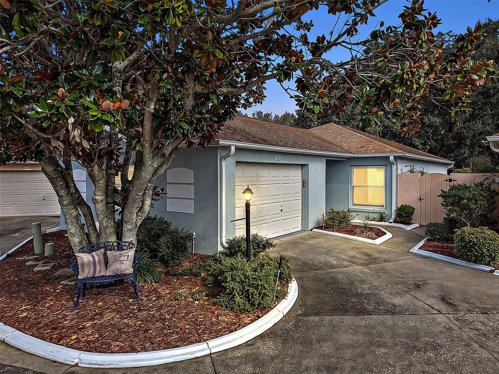 1717 Francisco St Property Photo