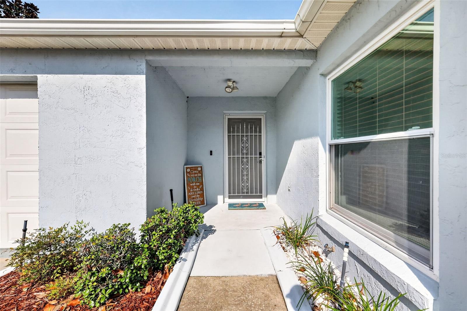 1717 Francisco St Property Photo 5