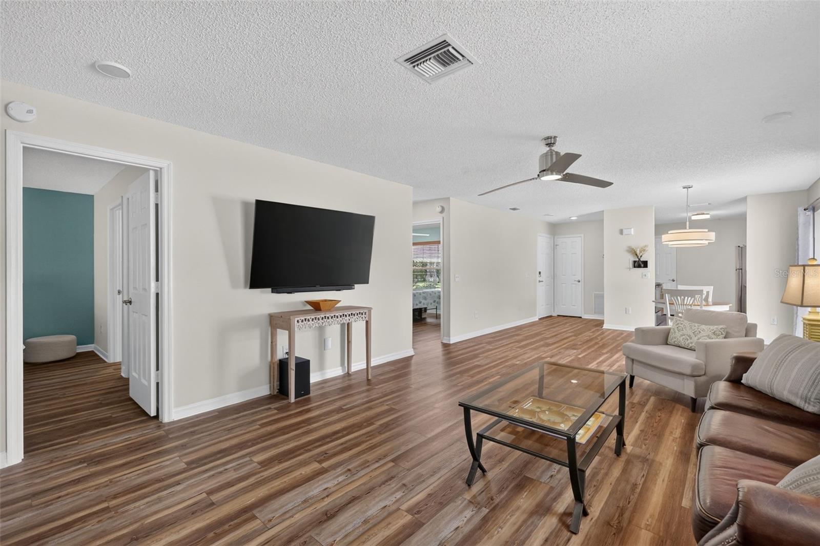 1717 Francisco St Property Photo 16