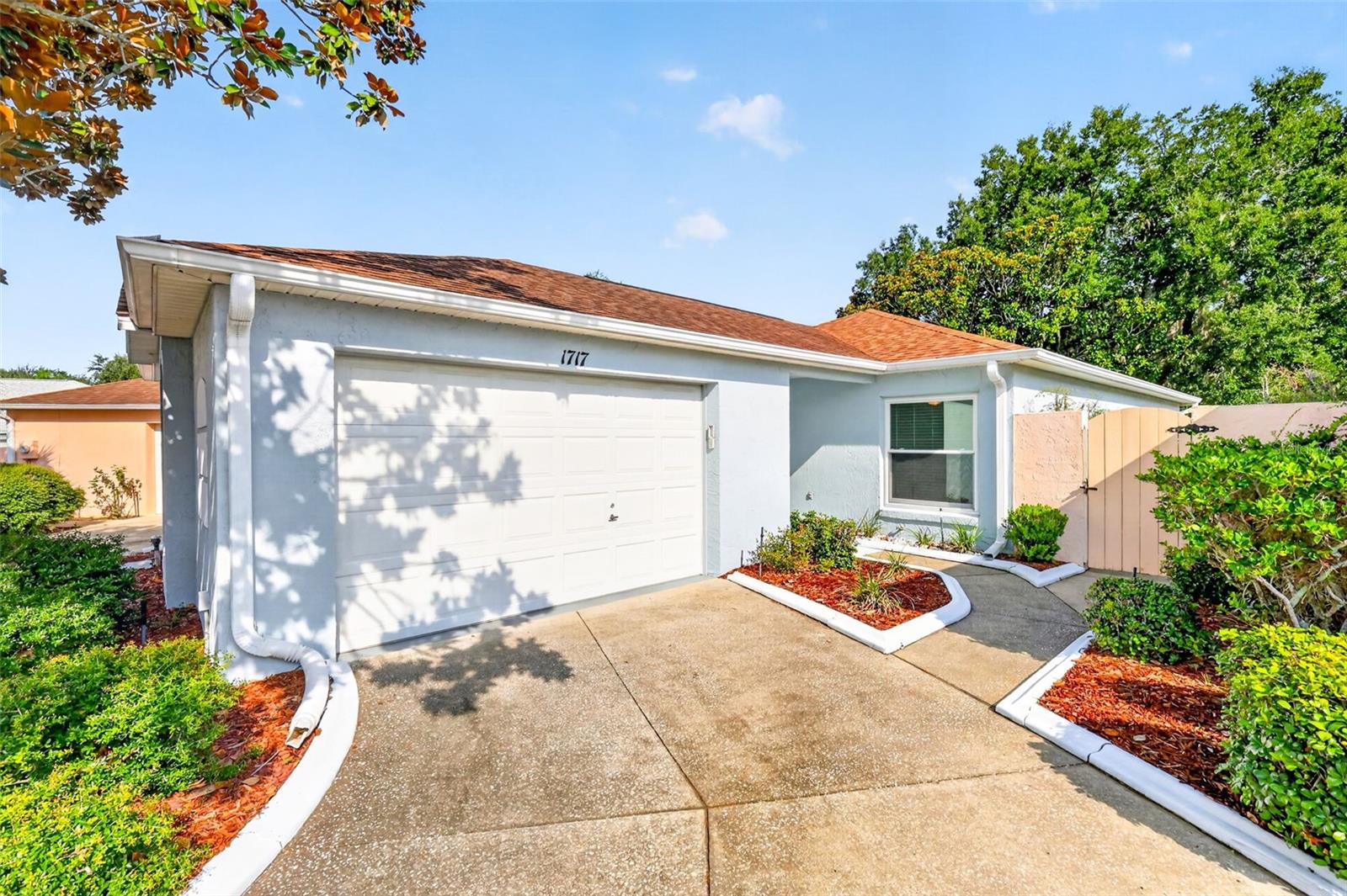 1717 Francisco St Property Photo 46