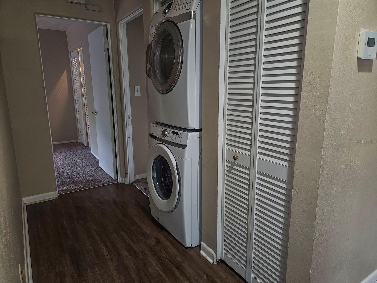 1820 Lombardy Dr Property Photo 10