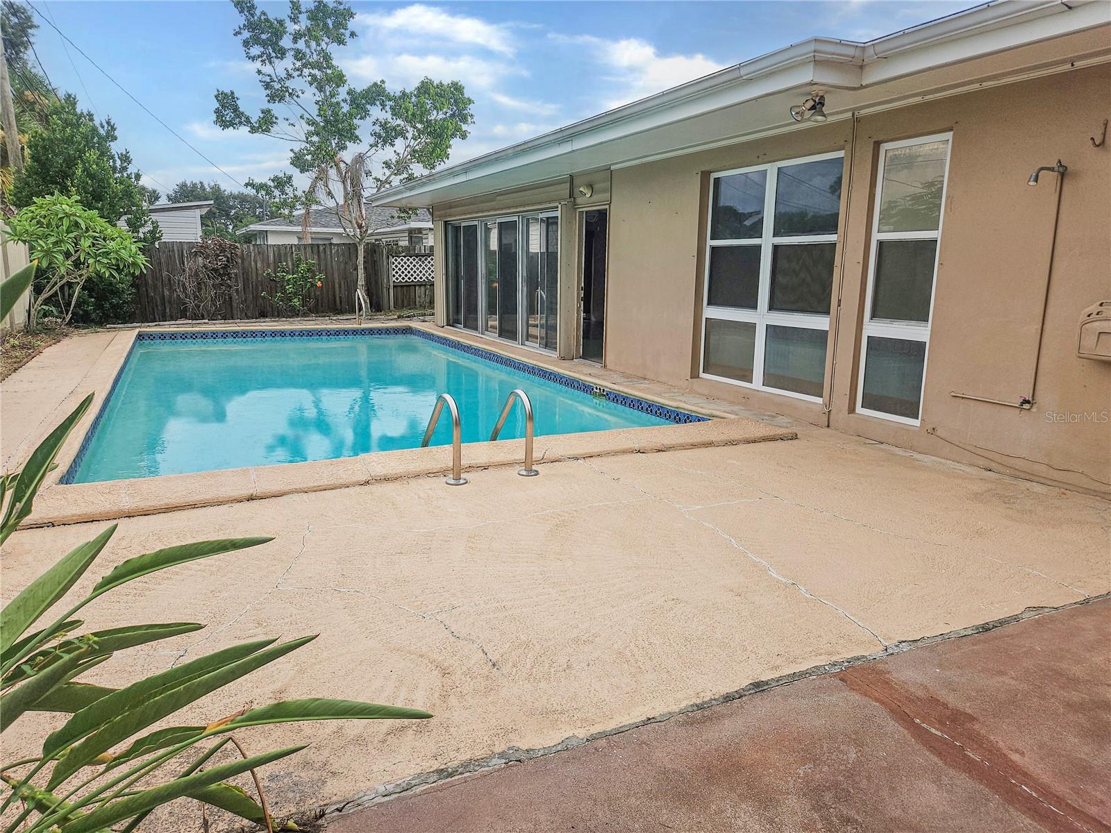 1820 Lombardy Dr Property Photo 19