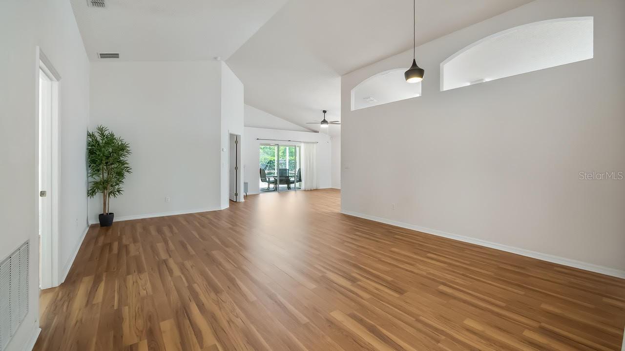 4127 Capland Ave Property Photo 18