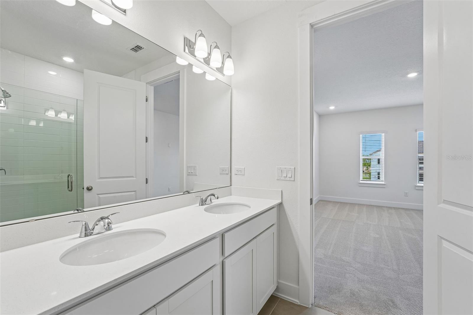 G5115877 Property Photo 33