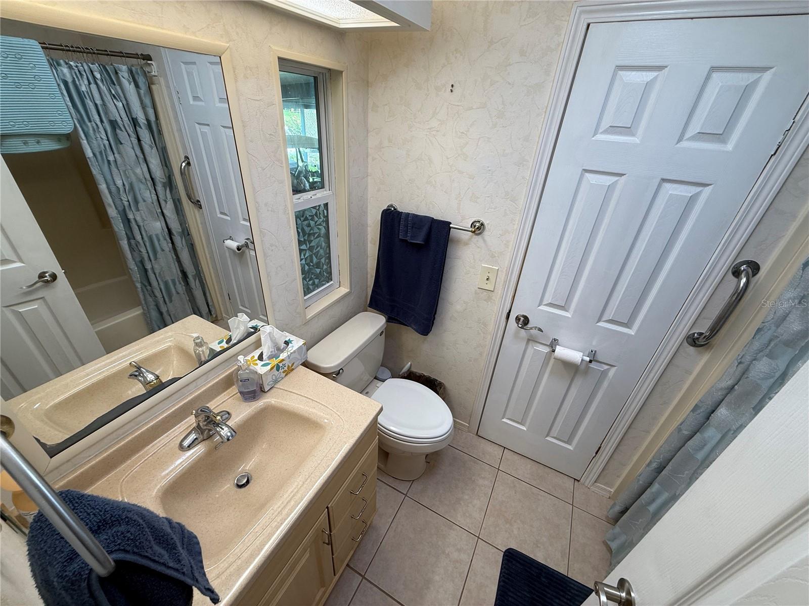 802 Robin Ln Property Photo 13