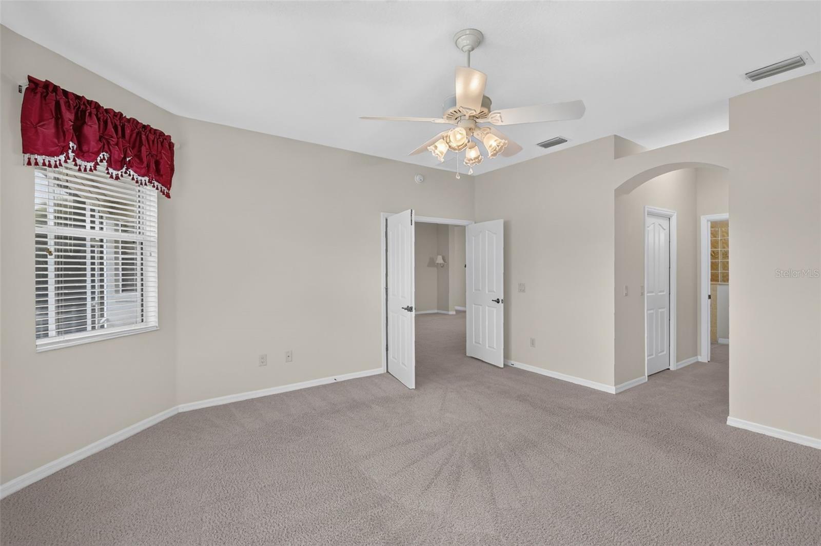 2693 Iris Way Property Photo 15