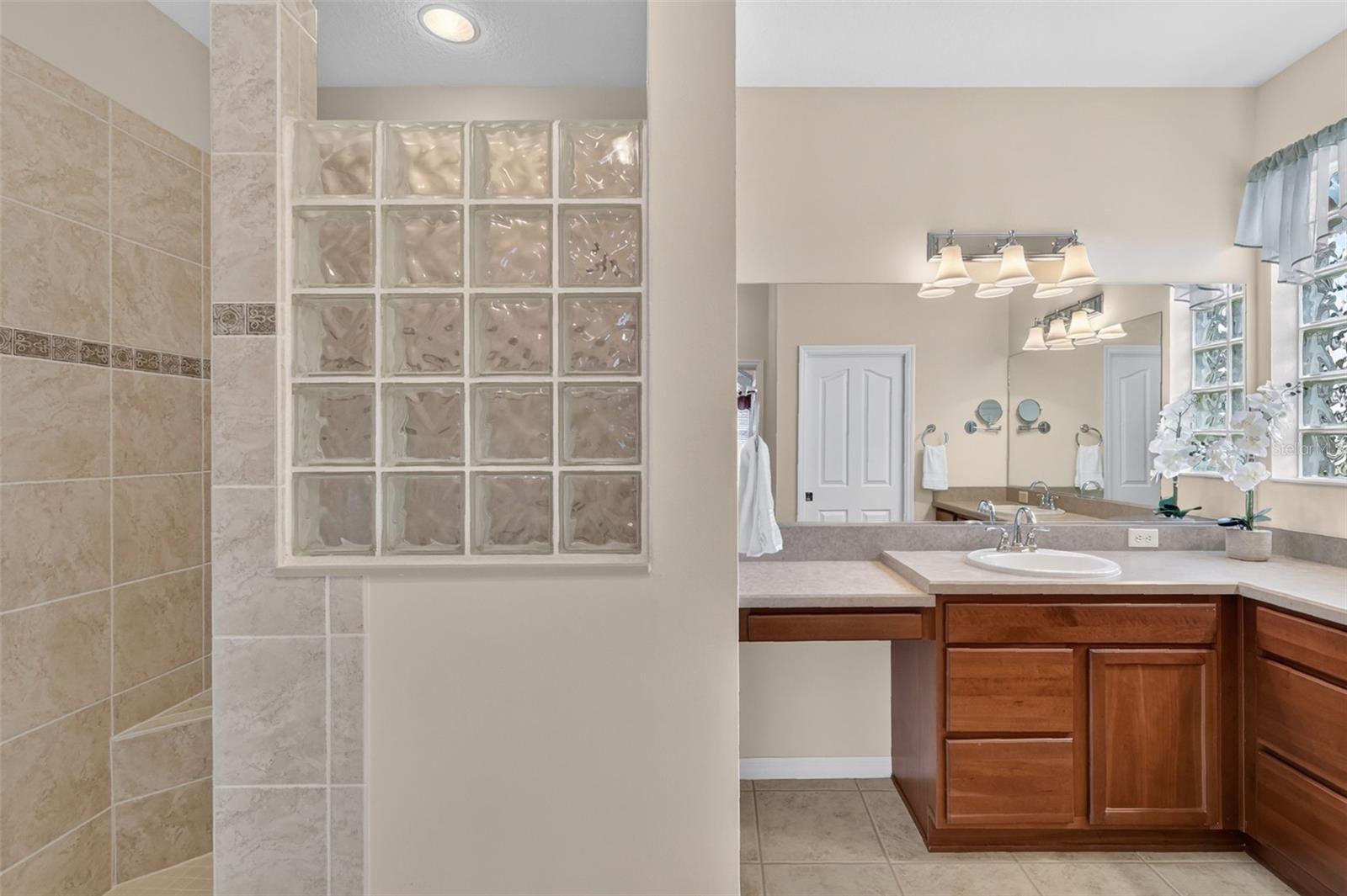 2693 Iris Way Property Photo 16