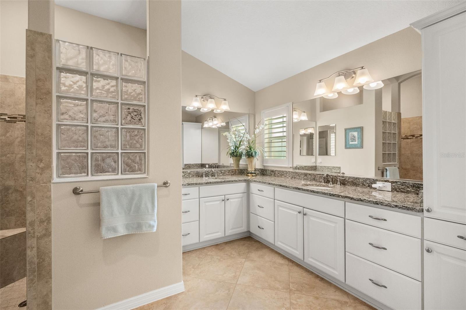 2643 Jupiter Way Property Photo 26