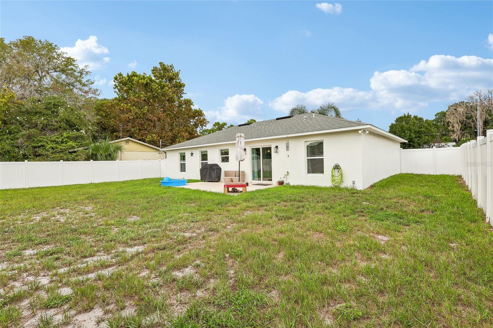 12020 Virginia Dr Property Photo 32