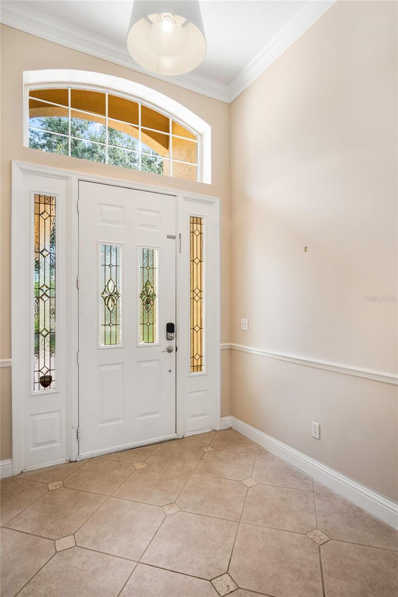 10734 Woodchase Cir Property Photo 3
