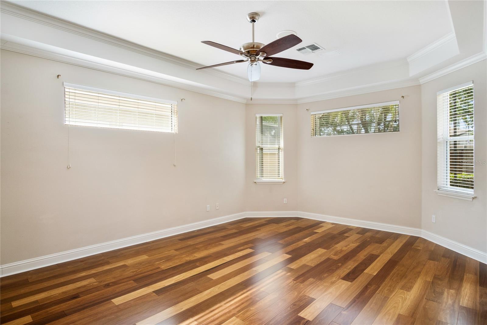 10734 Woodchase Cir Property Photo 12