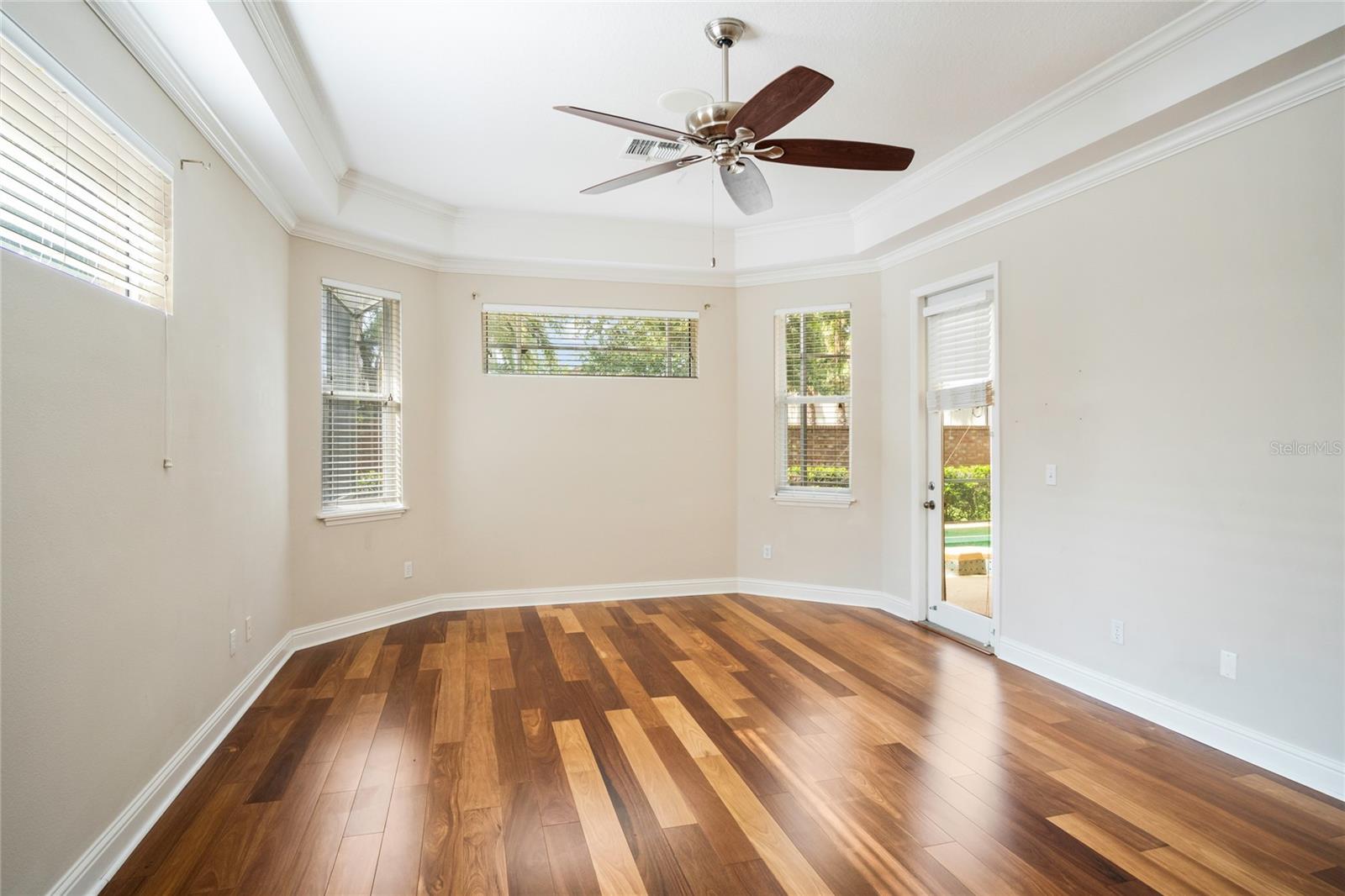 10734 Woodchase Cir Property Photo 13