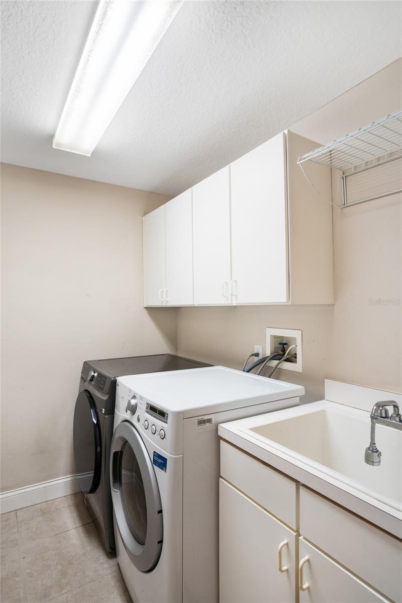 10734 Woodchase Cir Property Photo 33