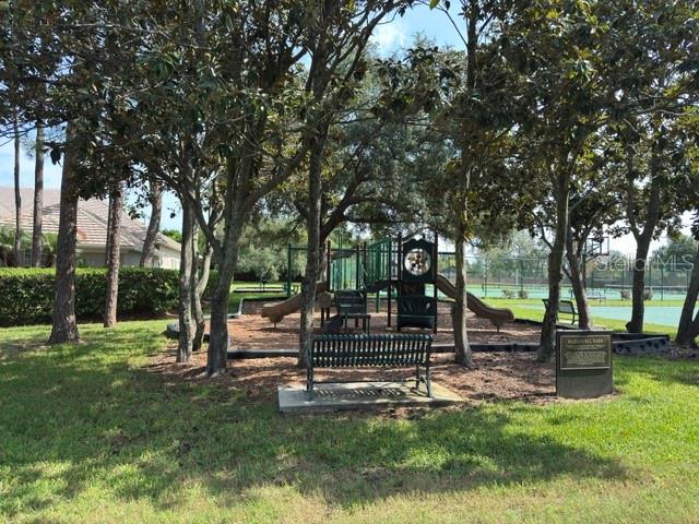 10734 Woodchase Cir Property Photo 42