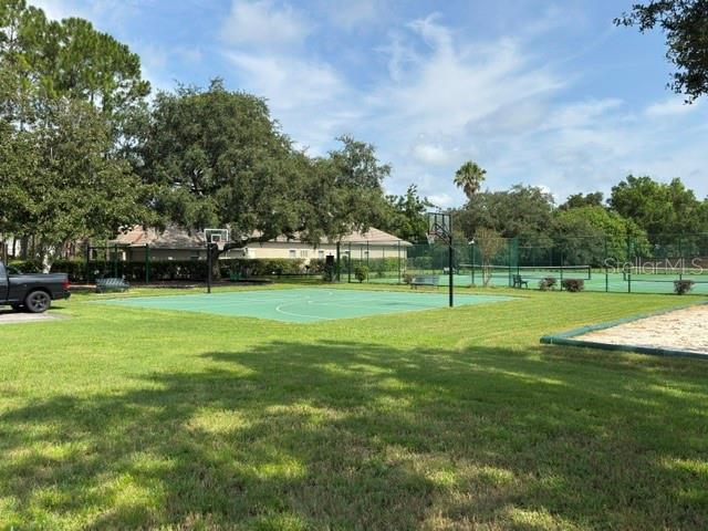 10734 Woodchase Cir Property Photo 44