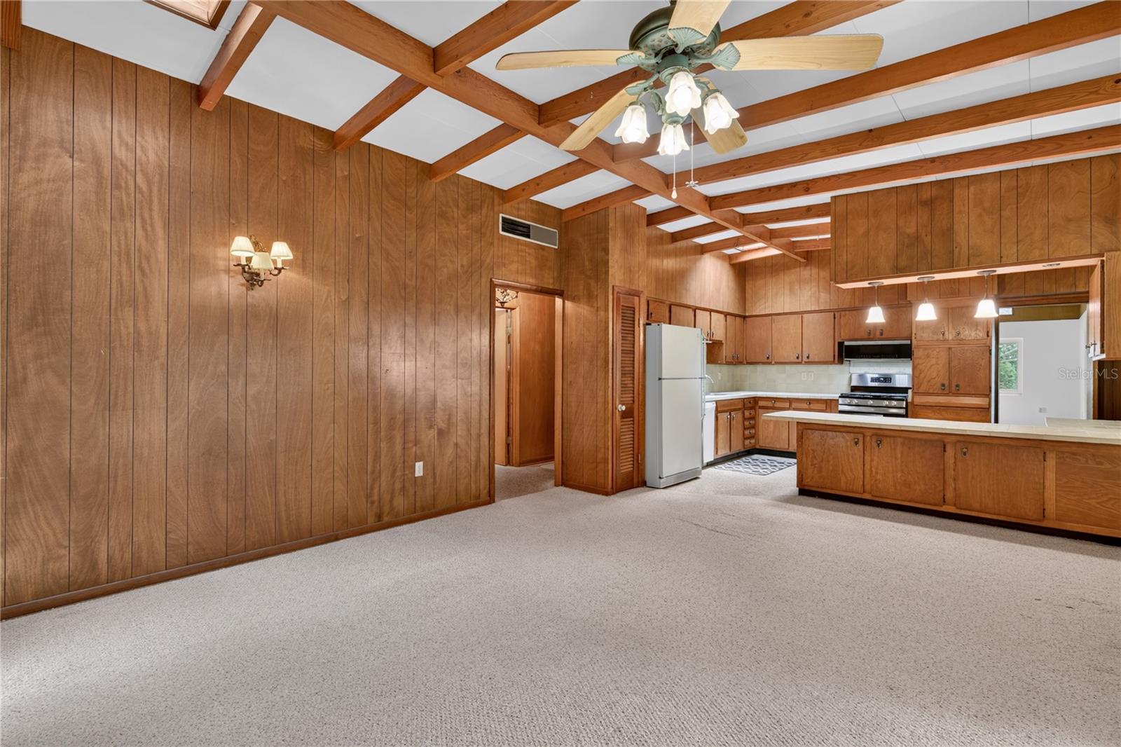 2435 Broadvue Ave Property Photo 11