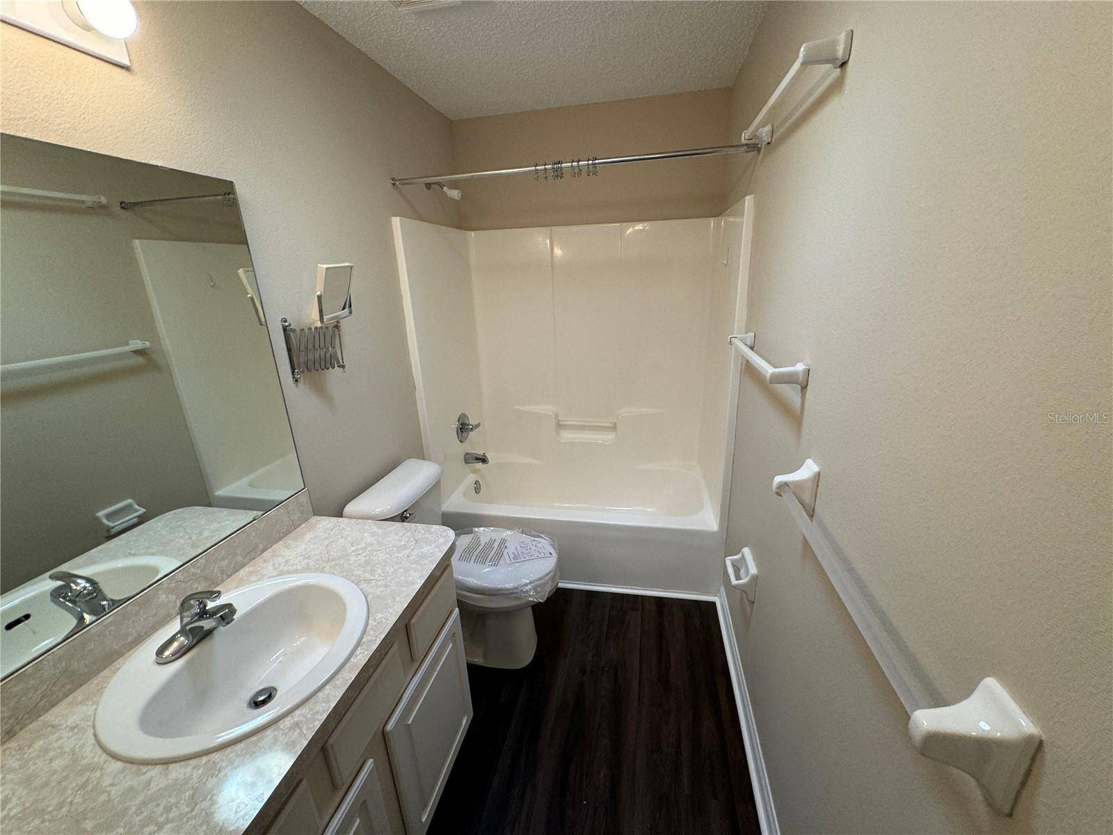 545 Golfview Ct Property Photo 13