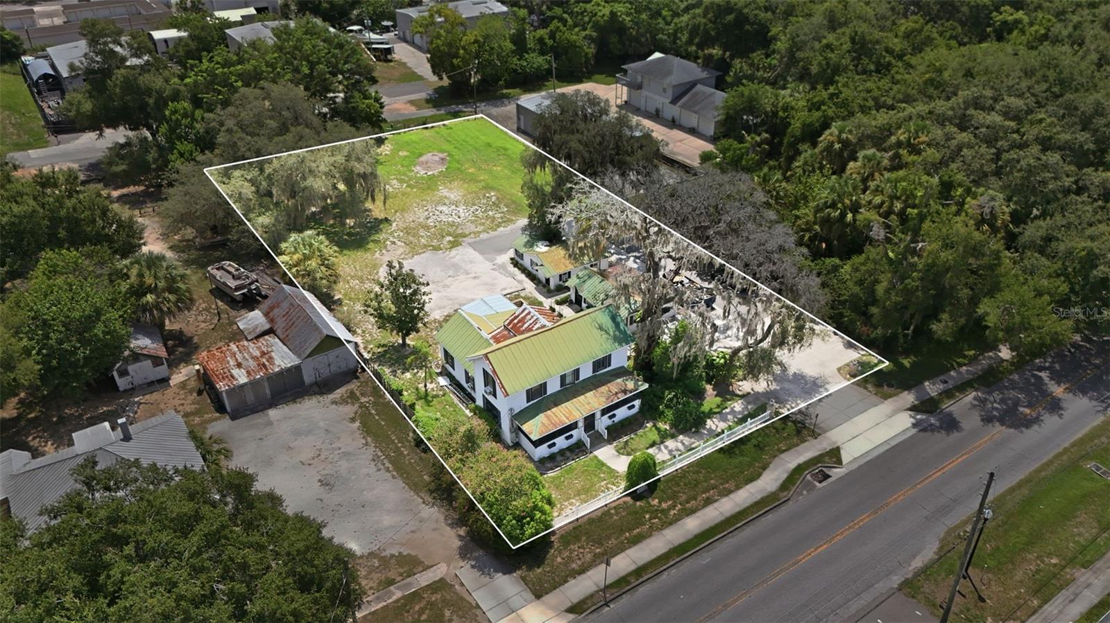 605 S MAIN AVE