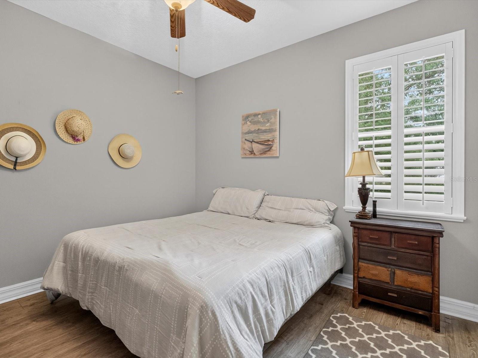 3831 Sanibel St Property Photo 23