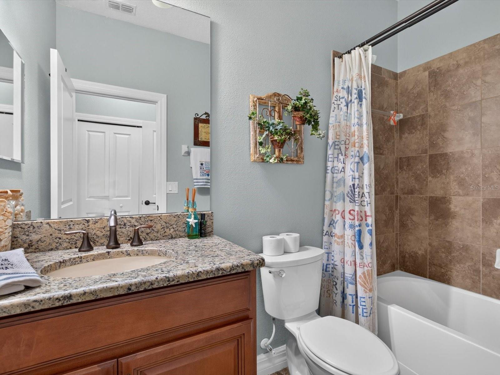 3831 Sanibel St Property Photo 29