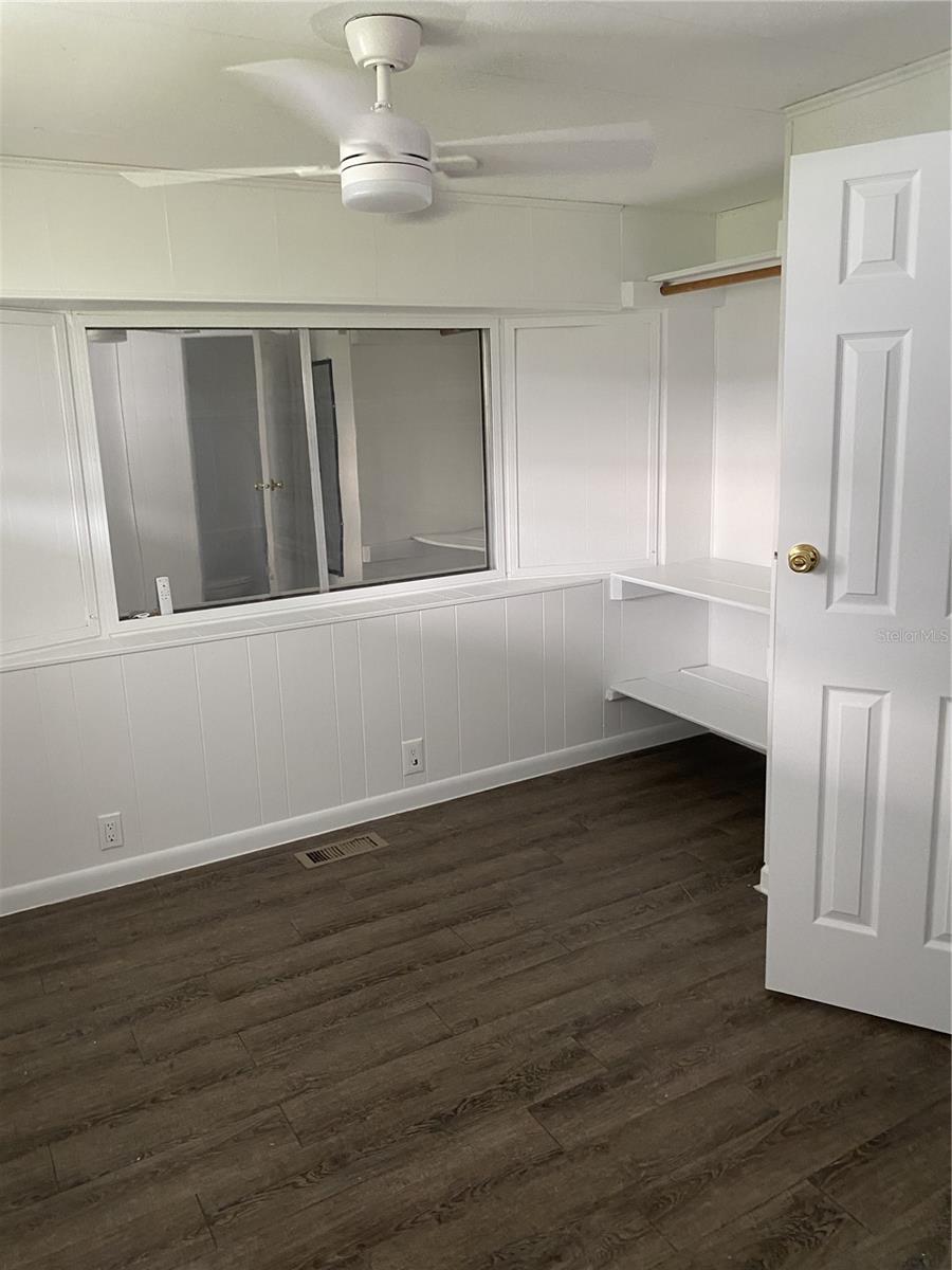 17653 Broad St Property Photo 14