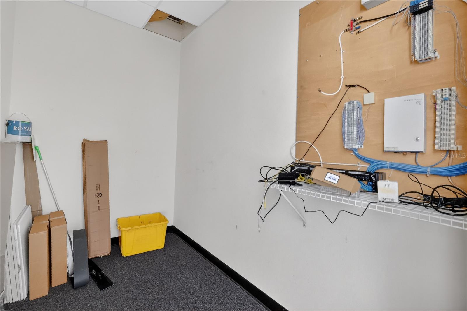 300 Richey Rd Property Photo 12