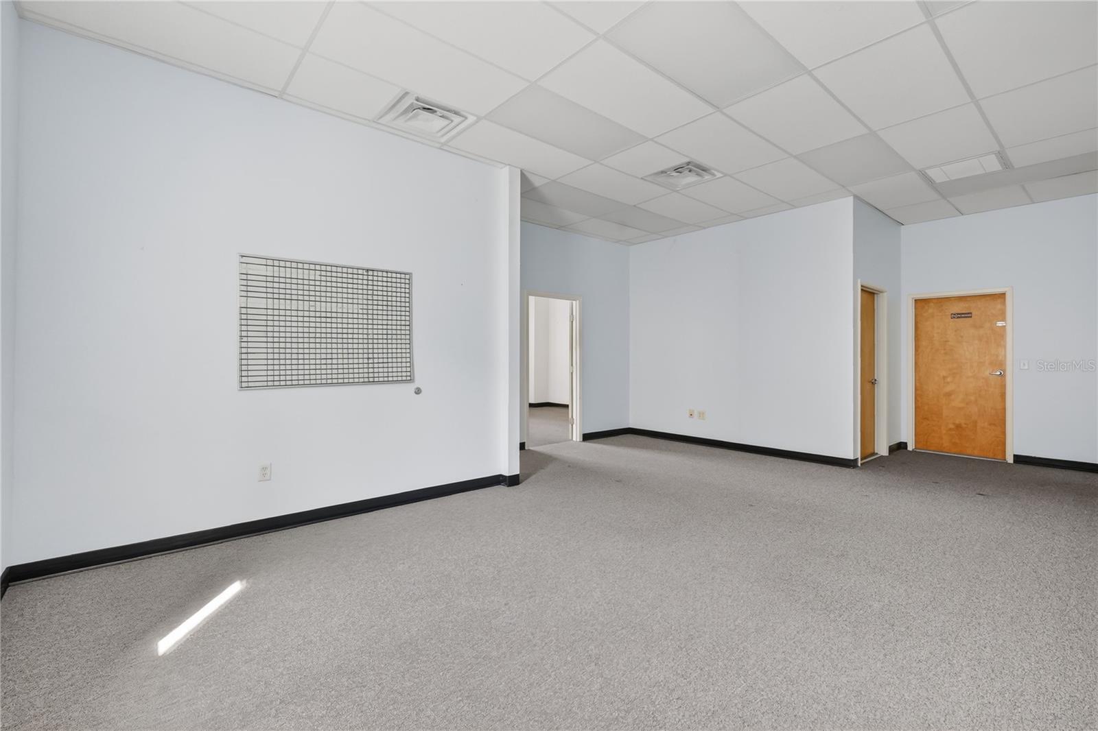 300 Richey Rd Property Photo 14