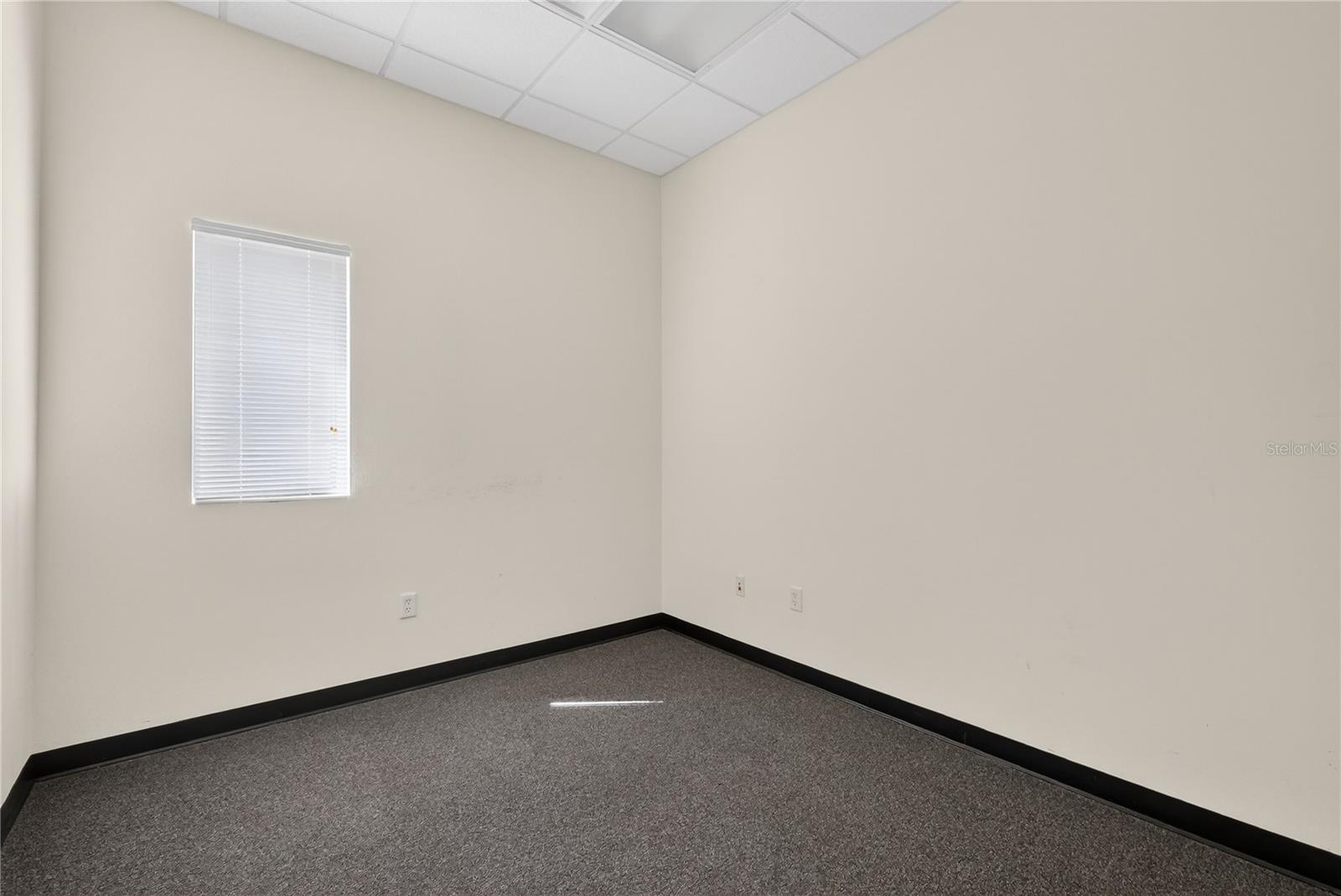 300 Richey Rd Property Photo 16