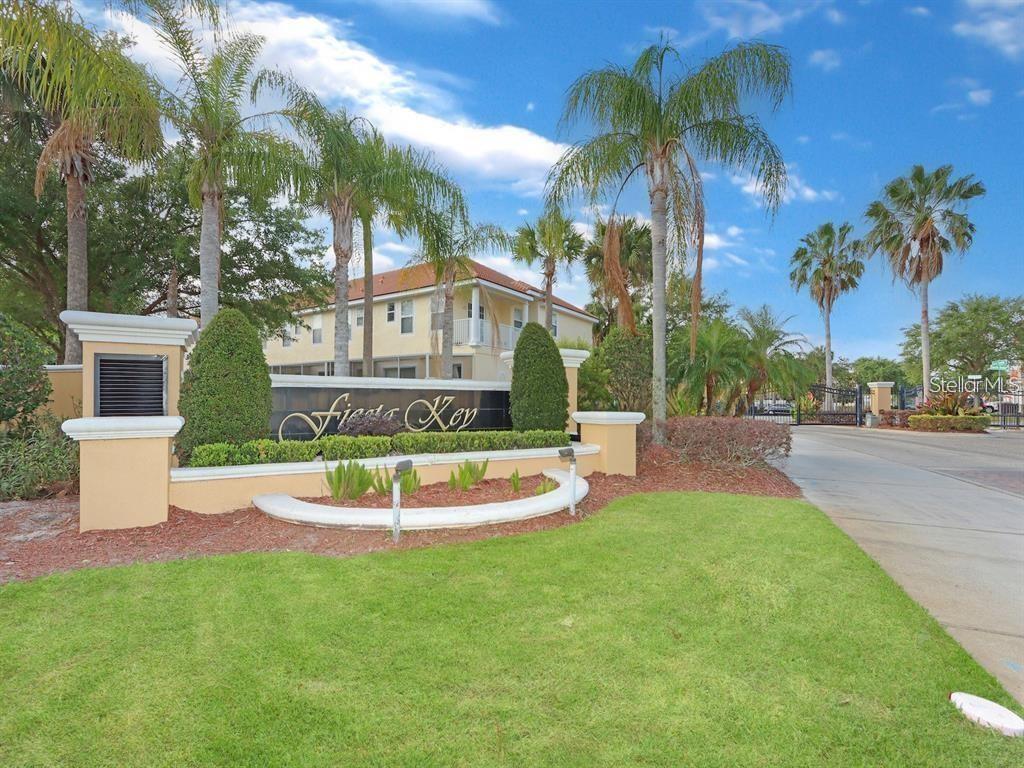1106 S Beach Cir Property Photo 2